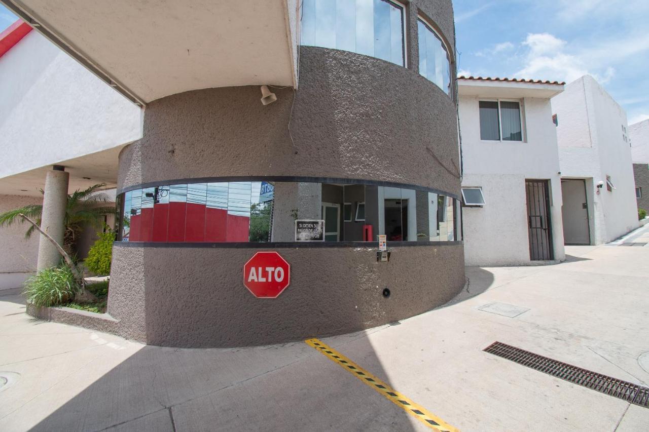 Auto Hotel Hacienda Arriba León de los Aldamas Extérieur photo