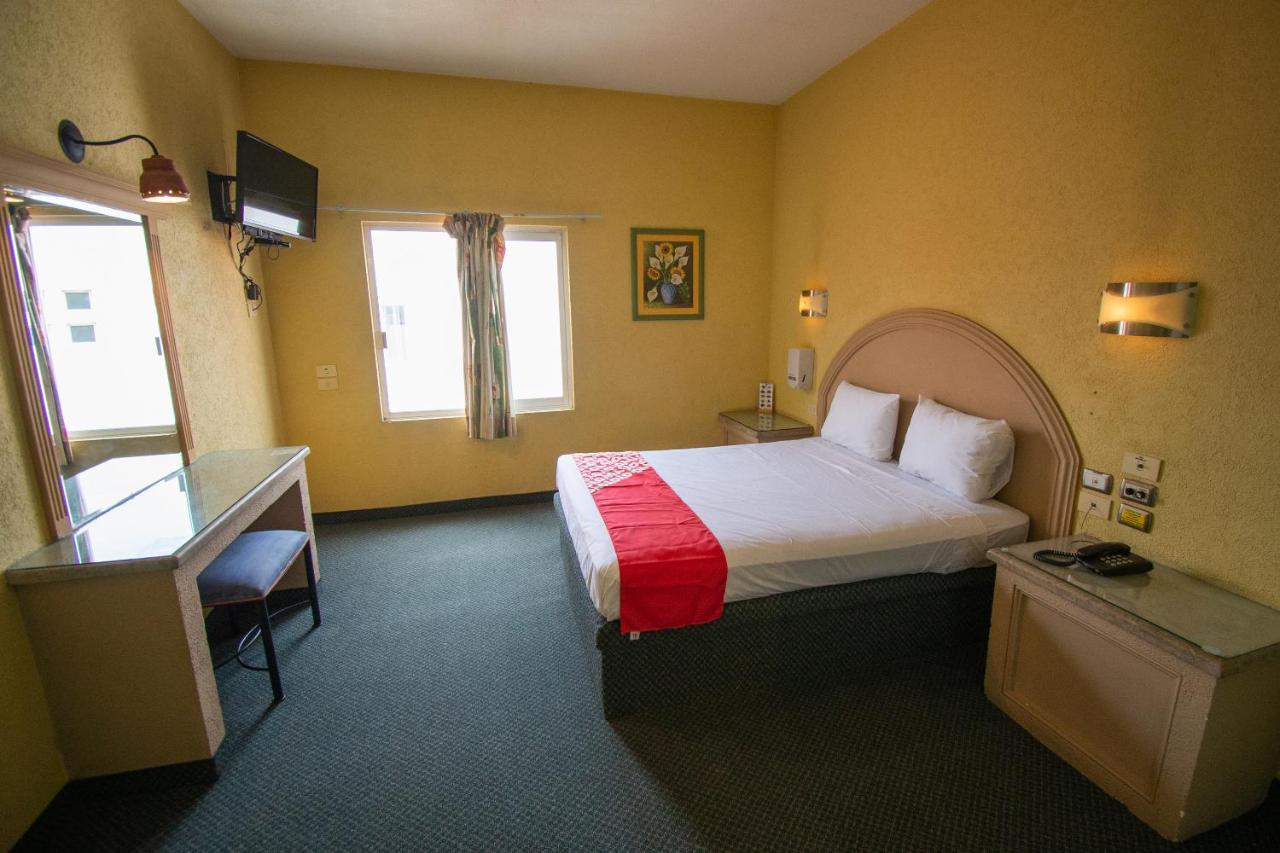 Auto Hotel Hacienda Arriba León de los Aldamas Extérieur photo