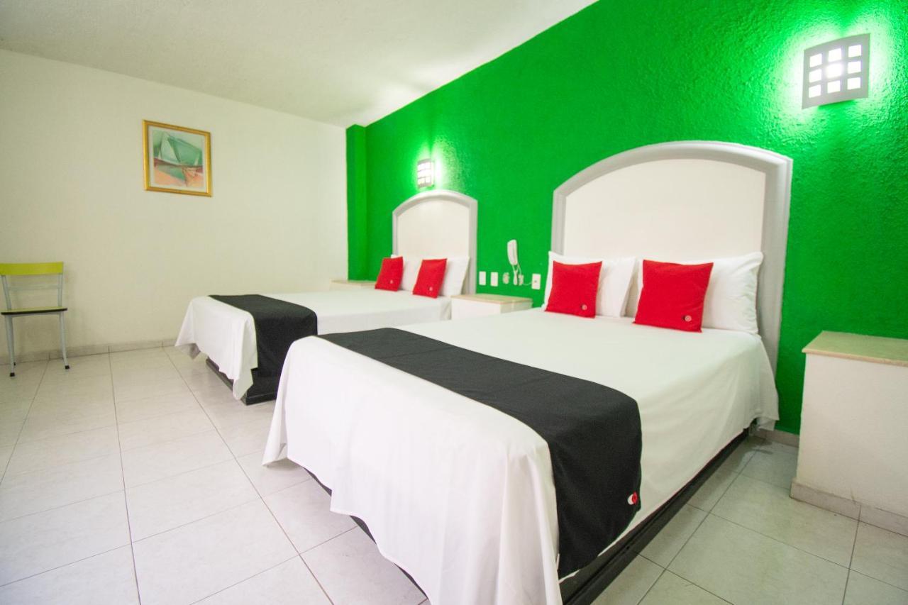 Auto Hotel Hacienda Arriba León de los Aldamas Extérieur photo