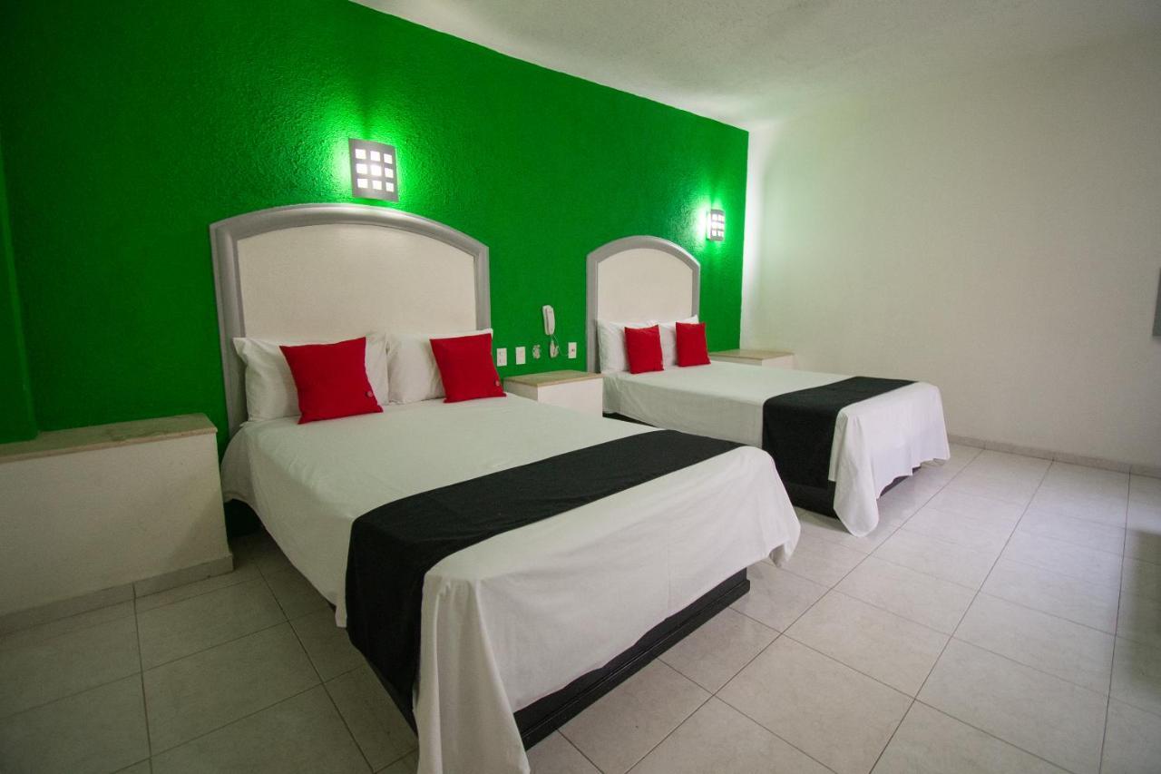 Auto Hotel Hacienda Arriba León de los Aldamas Extérieur photo